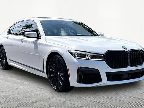 Used 2022 BMW 750i xDrive w/ Executive Package AWD/4WD image 5
