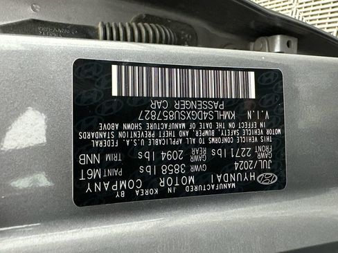 Used 2025 Hyundai Elantra SEL FWD image 32