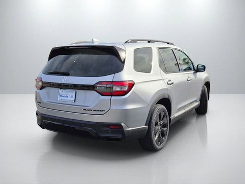 New 2026 Honda Pilot Black Edition image 6