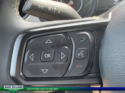 Used 2024 Jeep Wrangler Sport S image 10