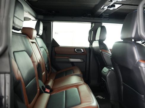 Used 2022 Ford Bronco Outer Banks AWD/4WD image 38