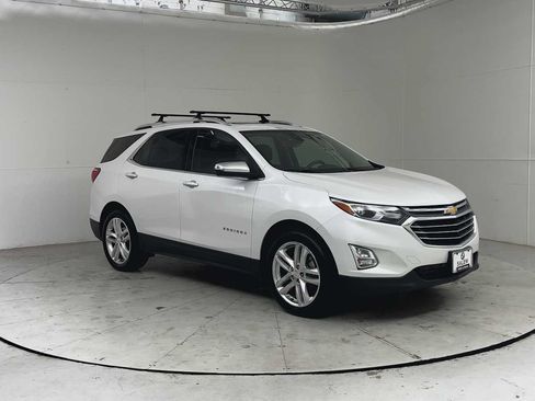Used 2018 Chevrolet Equinox Premier FWD image 7