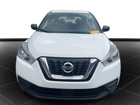 Used 2020 Nissan Kicks S FWD image 8