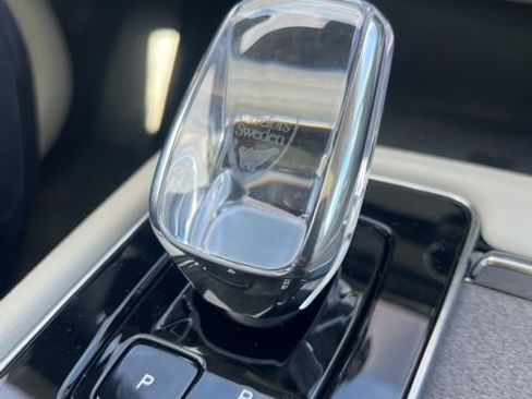 New 2026 Volvo XC90 B6 Ultra w/ Protection Package image 16