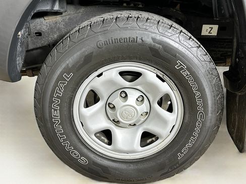 Used 2013 Toyota Tacoma PreRunner image 11