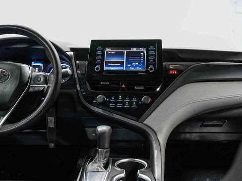 Certified 2021 Toyota Camry LE w/ Carpet Mat Package (TMS) FWD image 14