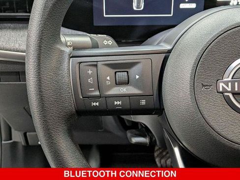 Certified 2025 Nissan Kicks SV w/ SV Premium Package AWD/4WD image 18