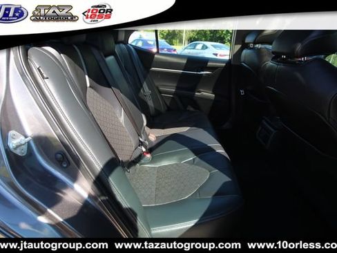 Used 2021 Toyota Camry XSE FWD image 13