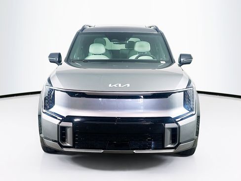 Used 2024 Kia EV9 GT-Line AWD/4WD image 2