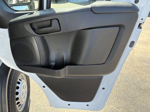 Used 2025 RAM ProMaster 2500 w/ Convenience Group FWD image 25