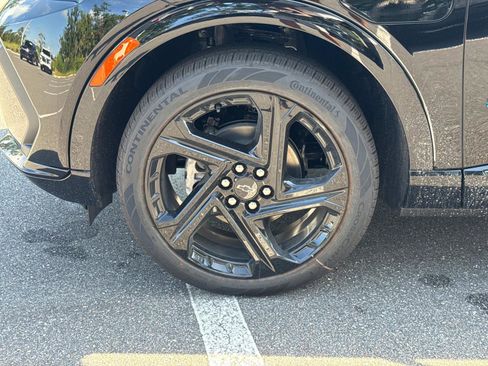 New 2025 Chevrolet Equinox EV RS image 10