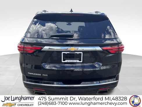 Used 2023 Chevrolet Traverse High Country w/ LPO, Floor Liner Package AWD/4WD image 4