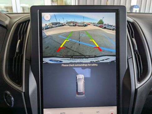 Used 2024 Ford Edge SEL w/ Convenience Package image 21