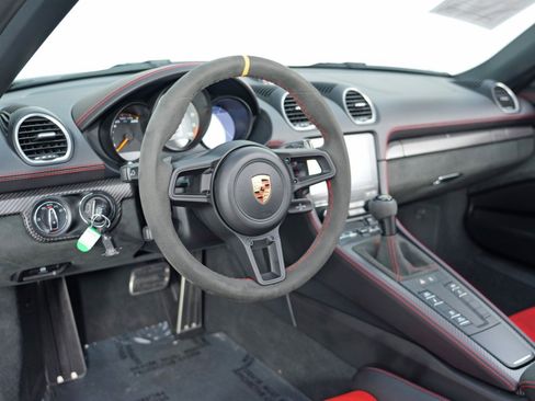 Used 2024 Porsche 718 Boxster Spyder RS w/ Light Design Package RWD image 13