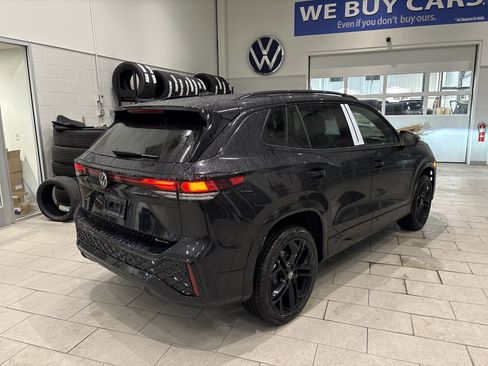 New 2026 Volkswagen Tiguan SE R-Line AWD/4WD image 4