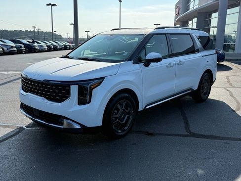 New 2026 Kia Carnival SX image 7