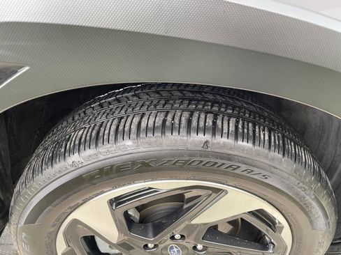 Used 2024 Subaru Crosstrek 2.5i Limited w/ Crosstrek Mirror Package image 5