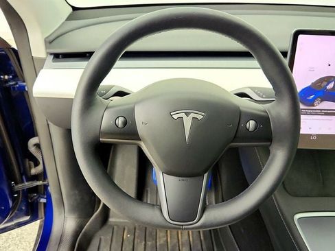 Used 2023 Tesla Model Y Long Range AWD/4WD image 13