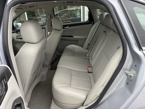 Used 2006 Chevrolet Impala LTZ FWD image 14