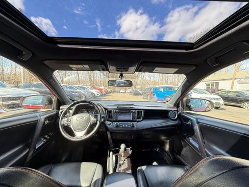 Used 2016 Toyota RAV4 SE w/ Protection Package image 13