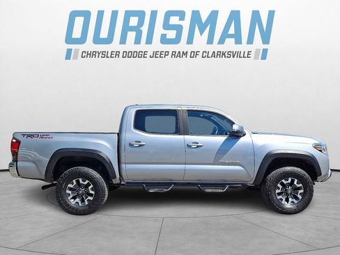 Used 2019 Toyota Tacoma TRD Off-Road RWD image 7