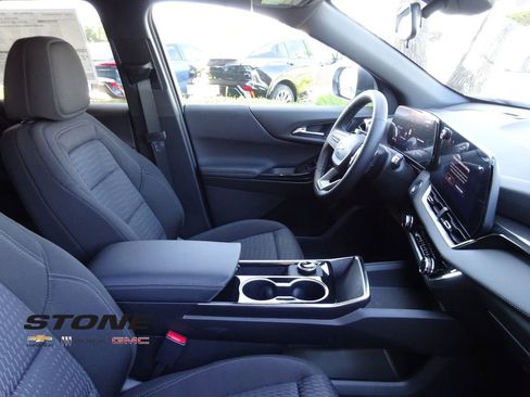 New 2026 Chevrolet Equinox LT FWD image 16