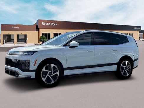 New 2026 Hyundai Ioniq 9 Calligraphy image 2