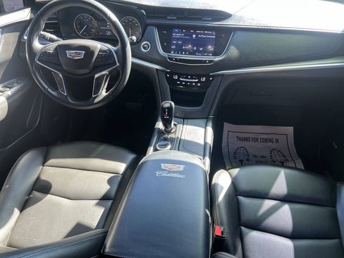 Used 2022 Cadillac XT5 Luxury FWD image 34