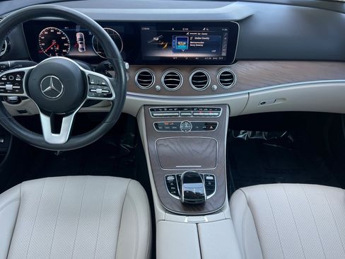 Used 2019 Mercedes-Benz E 300 image 15