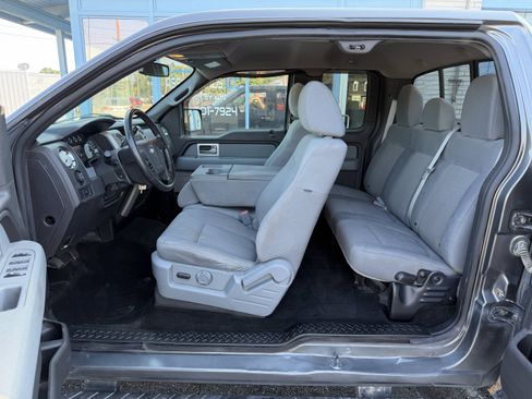 Used 2011 Ford F150 XLT w/ XLT Chrome Pkg AWD/4WD image 9