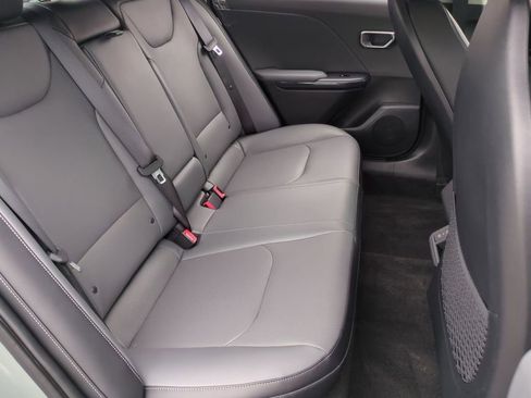 New 2026 Kia K4 LXS image 25