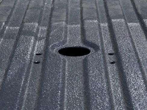 Used 2023 Ford F250 XLT w/ XLT Premium Package image 9