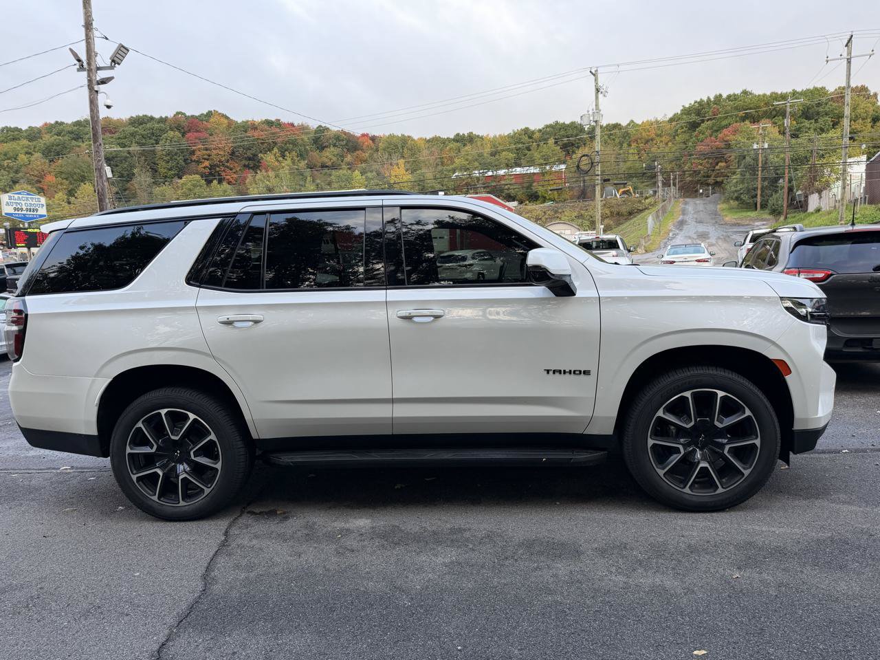 Used 2023 Chevrolet Tahoe RST w/ Luxury Package AWD/4WD image 4