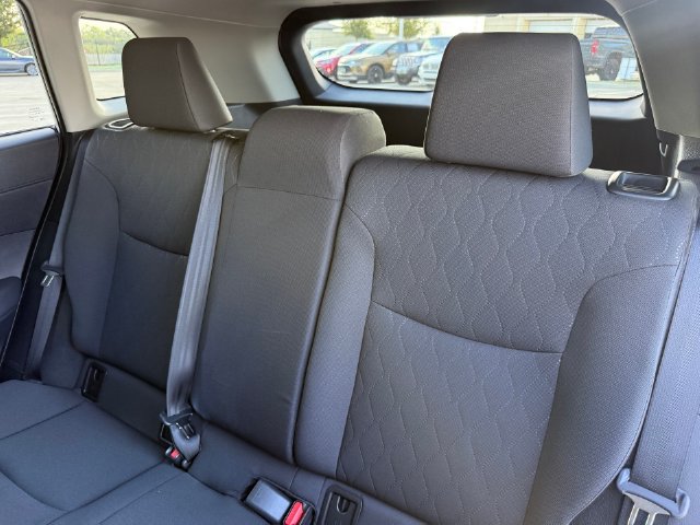 Used 2026 Toyota Corolla Cross LE FWD image 27