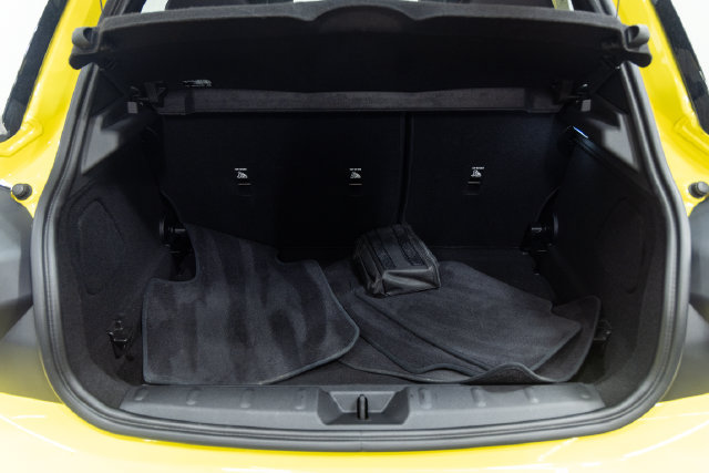 Certified 2025 MINI Cooper S FWD image 9