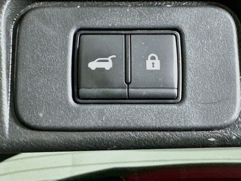 Used 2023 Nissan Rogue SL w/ SL Premium Package FWD image 30