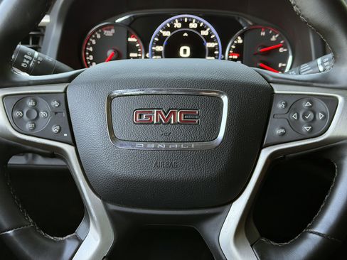 Used 2023 GMC Acadia Denali w/ Black Diamond Edition FWD image 17