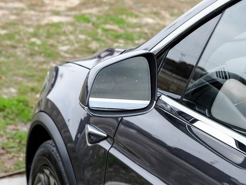 Used 2018 Tesla Model X 75D image 45