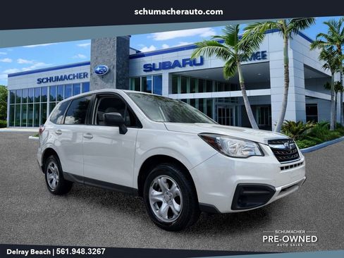 Used 2018 Subaru Forester 2.5i AWD/4WD image 1