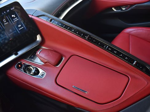 Used 2024 Chevrolet Corvette Stingray Preferred Cpe w/ 2LT image 37