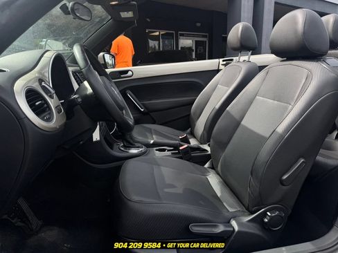 Used 2013 Volkswagen Beetle 2.5 FWD image 16