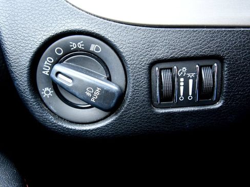 Used 2018 Dodge Grand Caravan GT w/ Safety Sphere Group FWD image 20