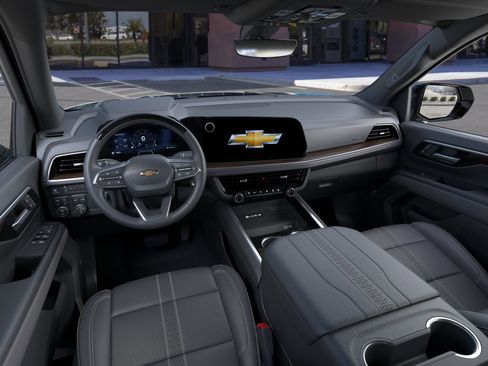 New 2026 Chevrolet Suburban High Country AWD/4WD image 15