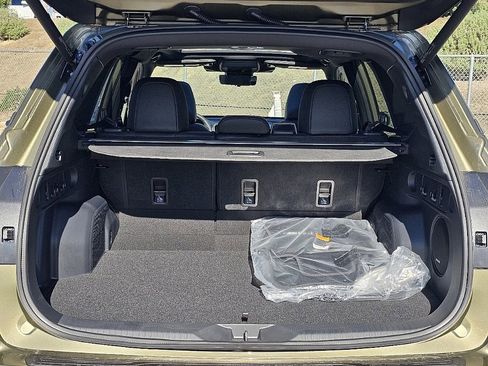 New 2026 Subaru Forester Touring AWD/4WD image 10