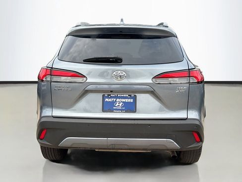 Used 2024 Toyota Corolla Cross XLE image 6