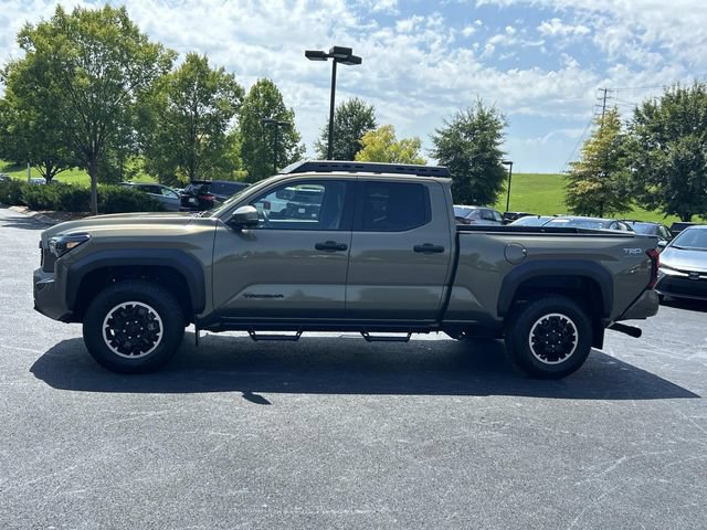 Used 2024 Toyota Tacoma TRD Off-Road w/ TRD Off Road Premium Package AWD/4WD image 7