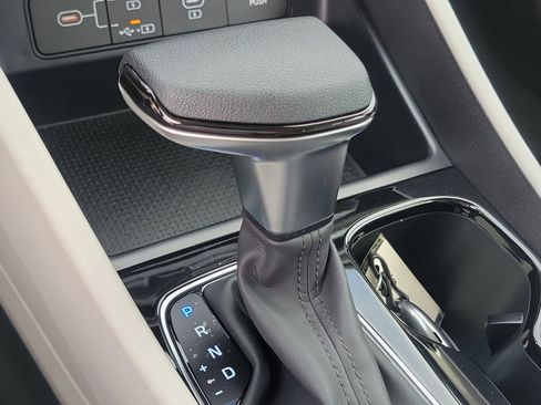 New 2026 Hyundai Tucson SE image 15