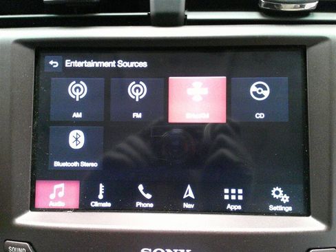 Used 2018 Ford Fusion Titanium image 19