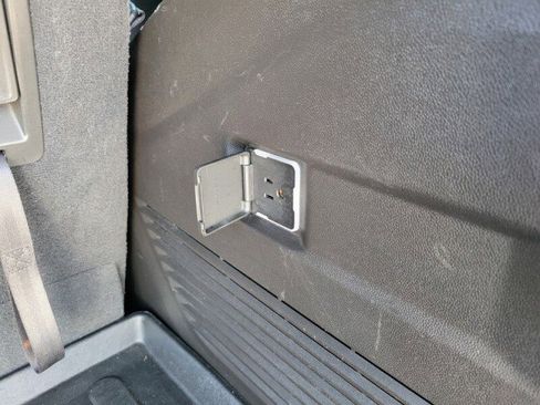 Used 2021 Chevrolet Tahoe LT image 8