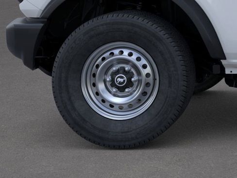 New 2025 Ford Bronco 4-Door image 21